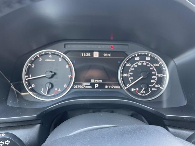 Used 2024 White Mitsubishi SE image 20