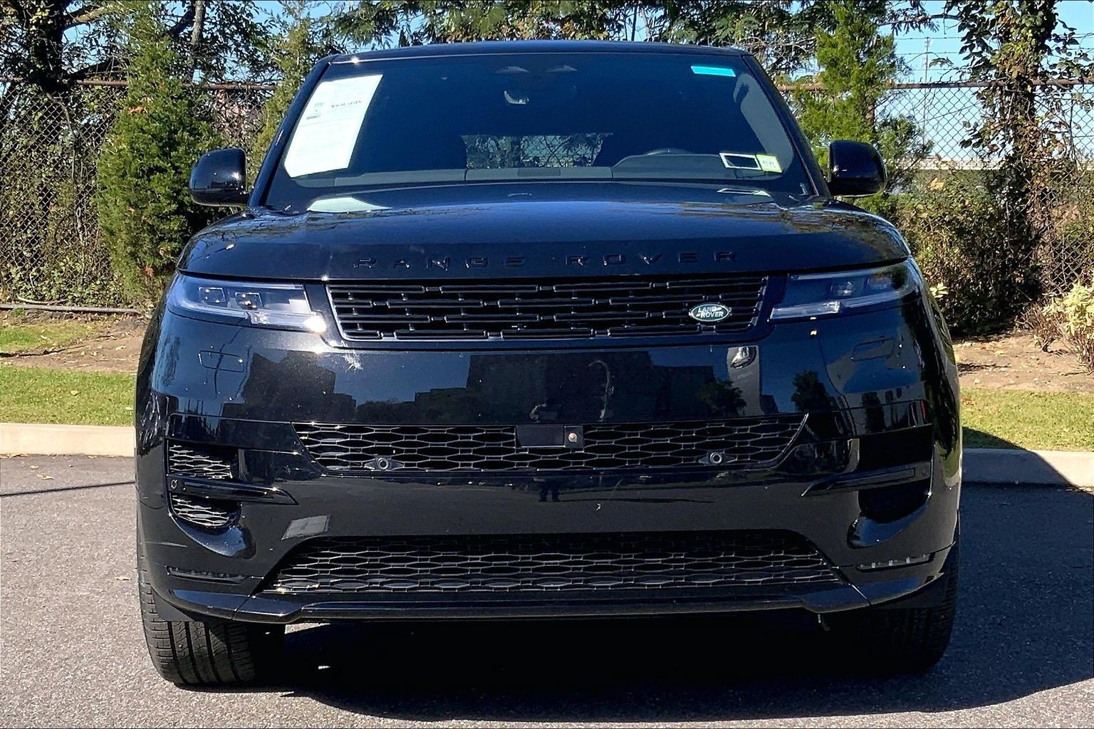 Certified Used 2024 Santorini Black Metallic Land Rover Dynamic SE image 2