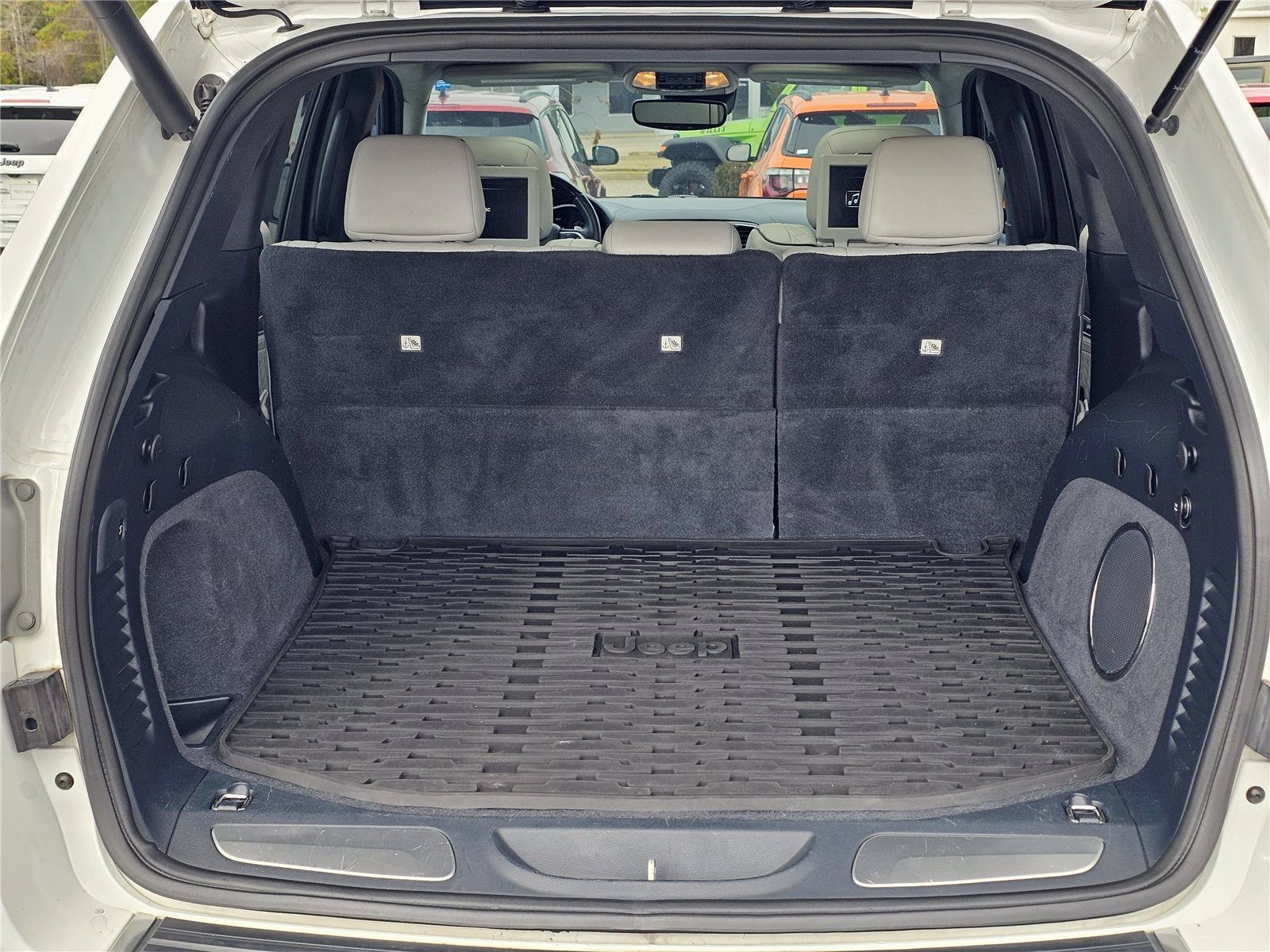 Used 2020 Bright White Clearcoat Jeep Summit image 12