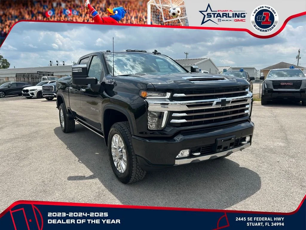 Used 2022 Mosaic Black Metallic Chevrolet High Country image 3