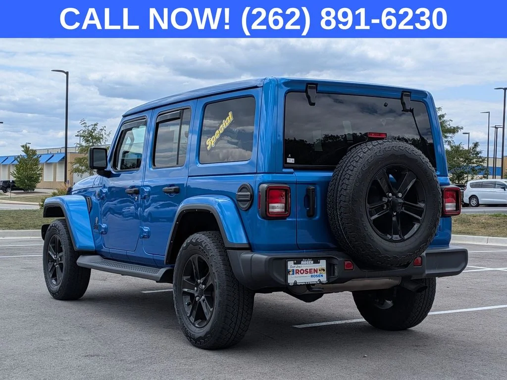 Used 2021 Blue Jeep Unlimited Sahara Altitude image 5