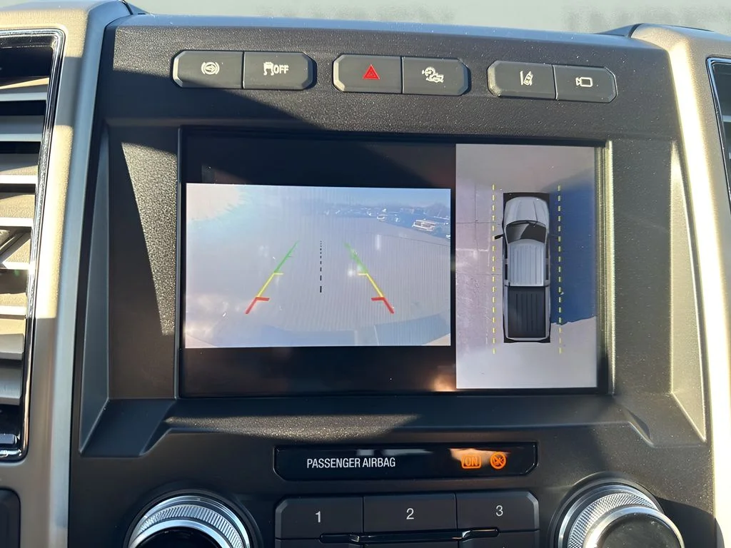 Used 2020 Gray Ford King Ranch image 21