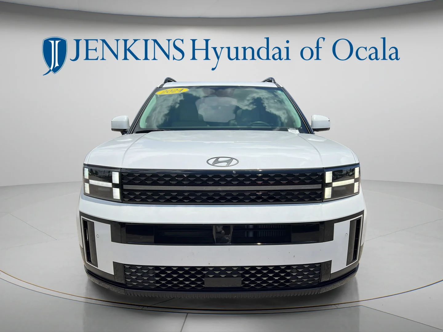 Used 2024 Serenity White Hyundai Calligraphy image 8