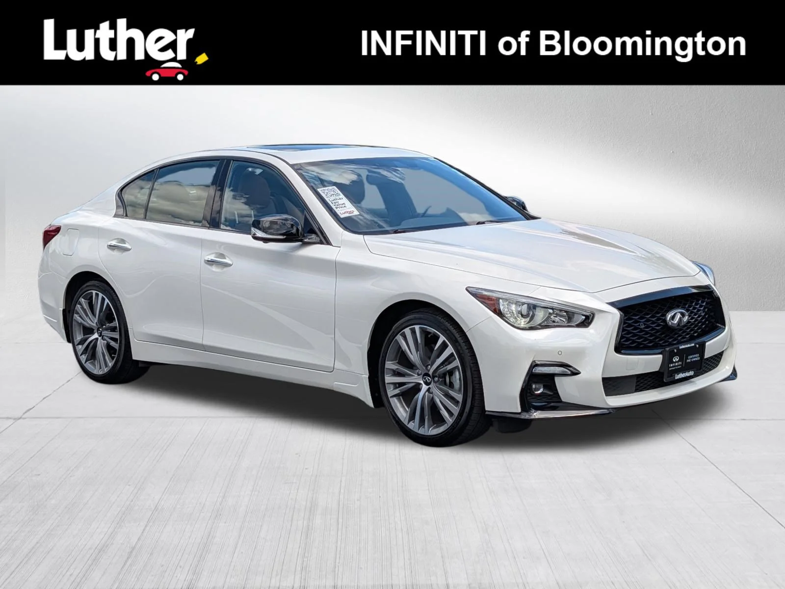 Certified Used 2024 Majestic White INFINITI SENSORY image 1