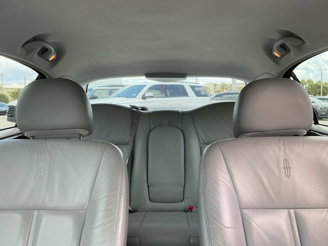 Used 2004  Lincoln Ultimate image 12