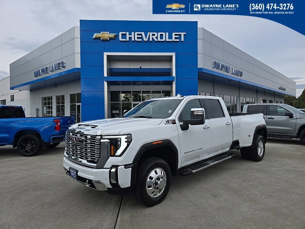 2025 GMC Sierra Denali 4WD Crew Cab Standard Box SRW's photo