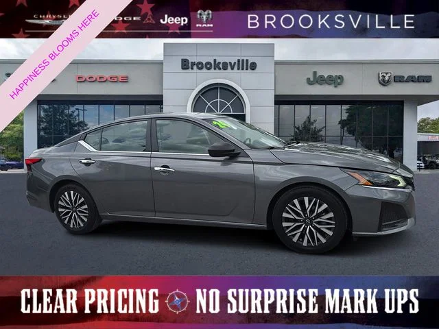 2024 Nissan Altima SV
