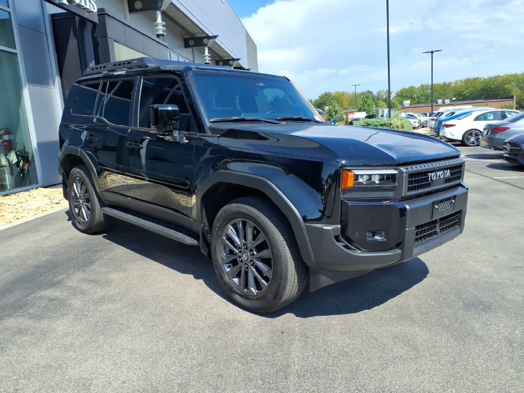 Used 2025 Black Toyota Base image 9