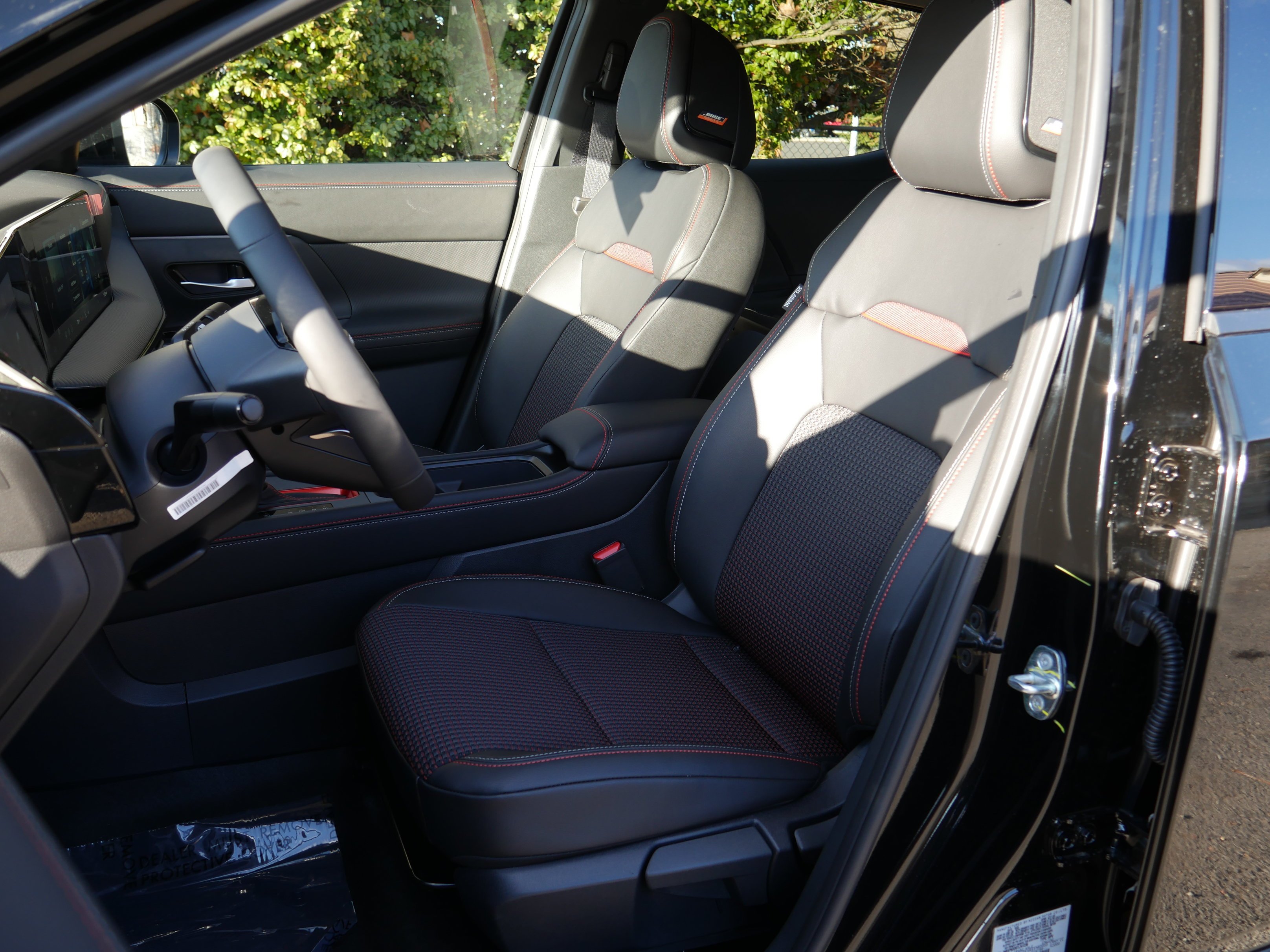 2026 Nissan KICKS SR AWD - Photo 32