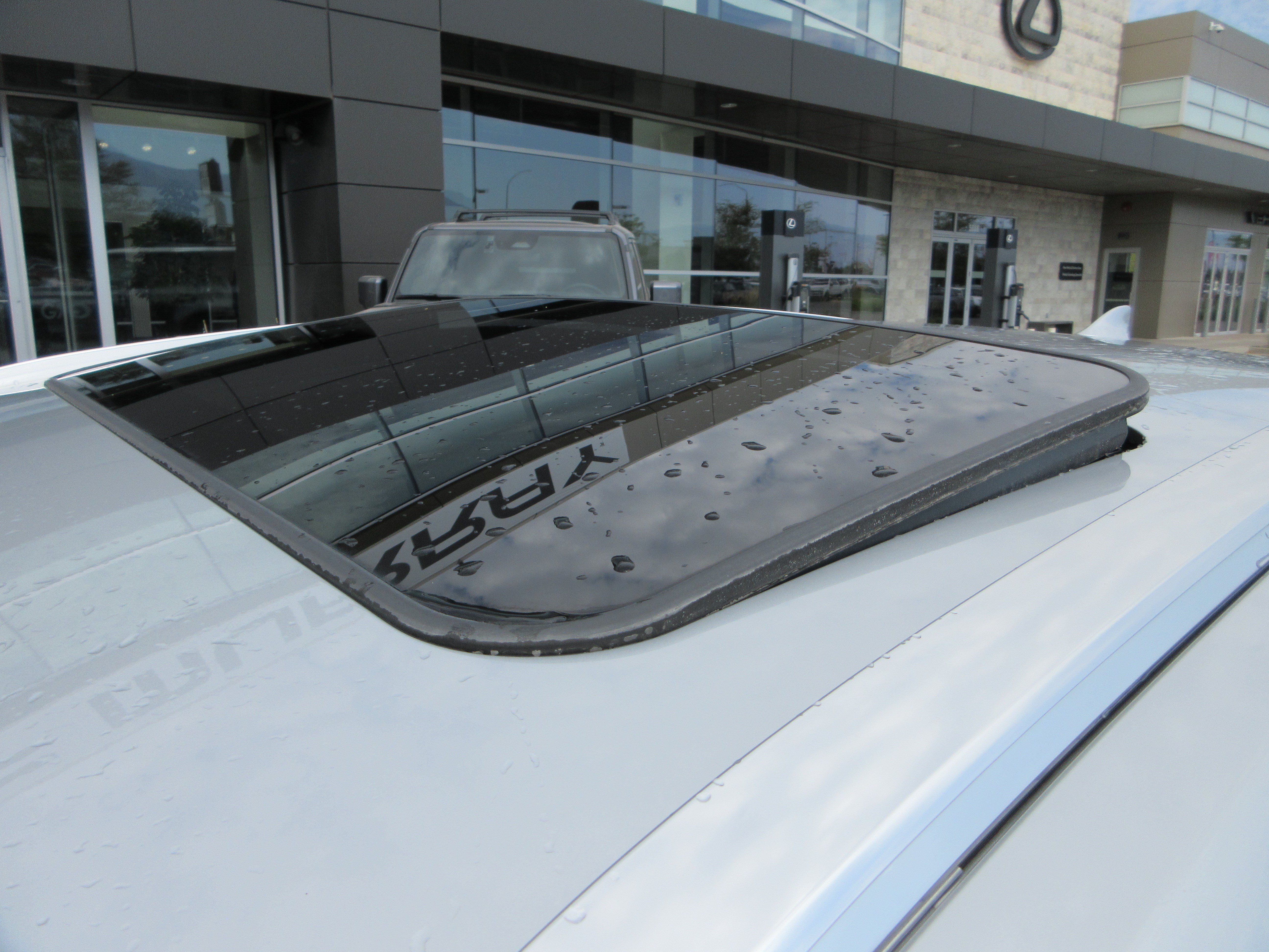 Used 2016 Silver Lining Metallic Lexus 200t image 16