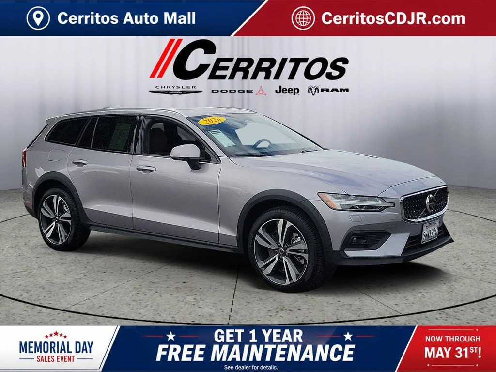 2026 Volvo V60 Cross Country B5 Plus AWD's photo