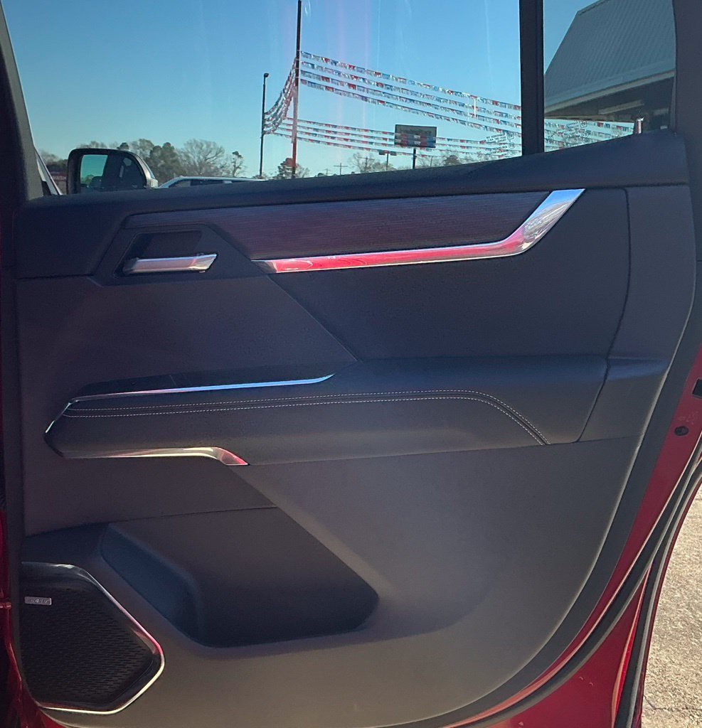 2026 GMC Acadia Elevation - Photo 25