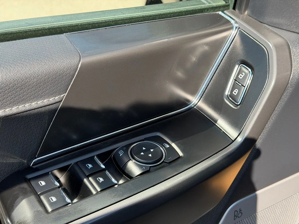 Used 2024 Black Ford XLT image 22
