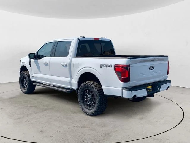 Used 2024  Ford XLT image 7