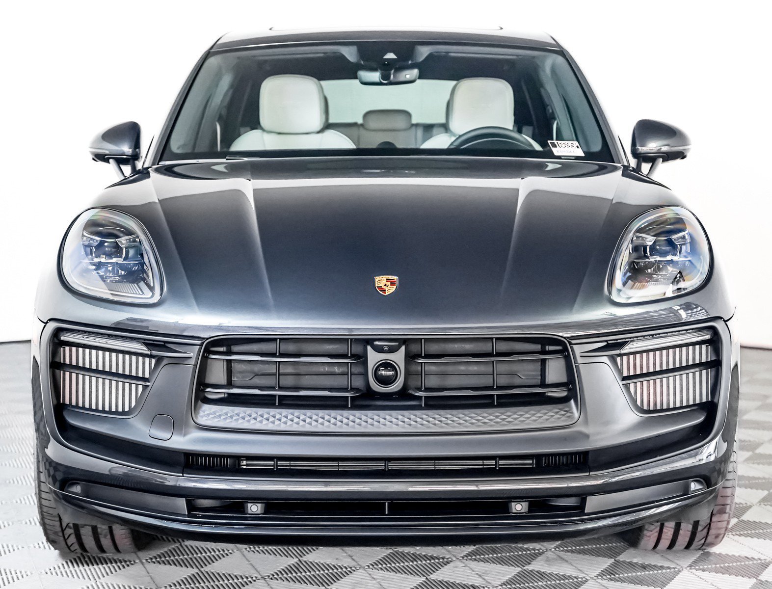 2026 Porsche Macan GTS - Photo 7