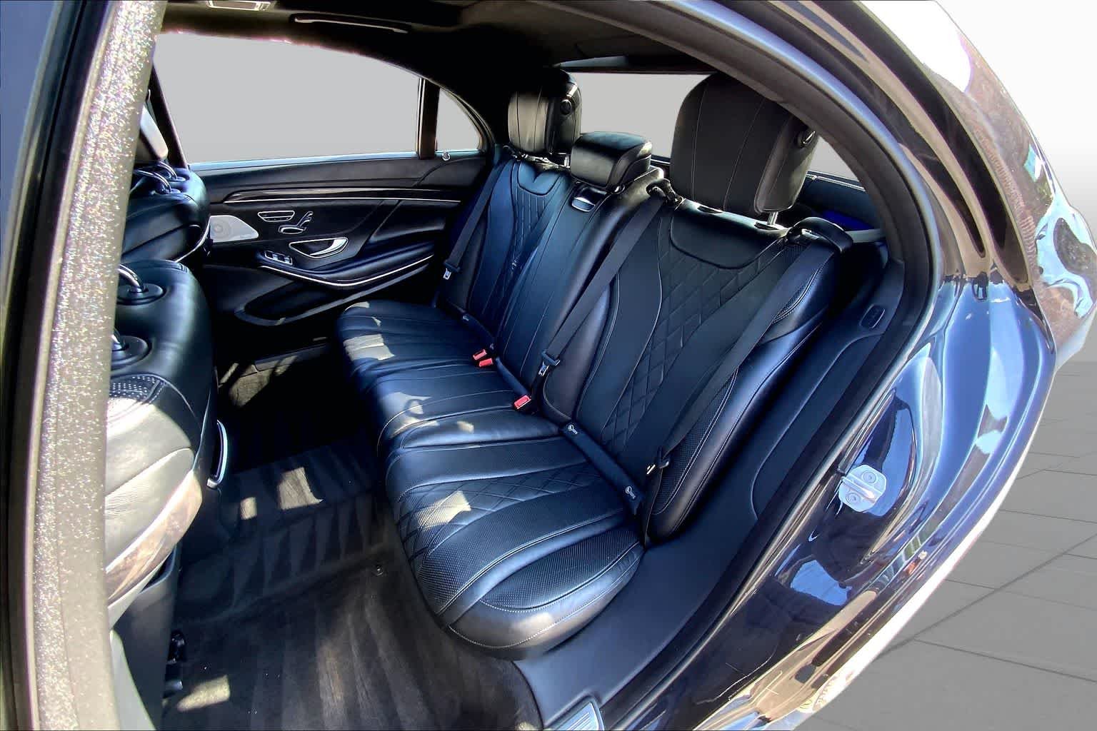 Used 2019 Obsidian Black Metallic Mercedes-Benz S 560 image 20