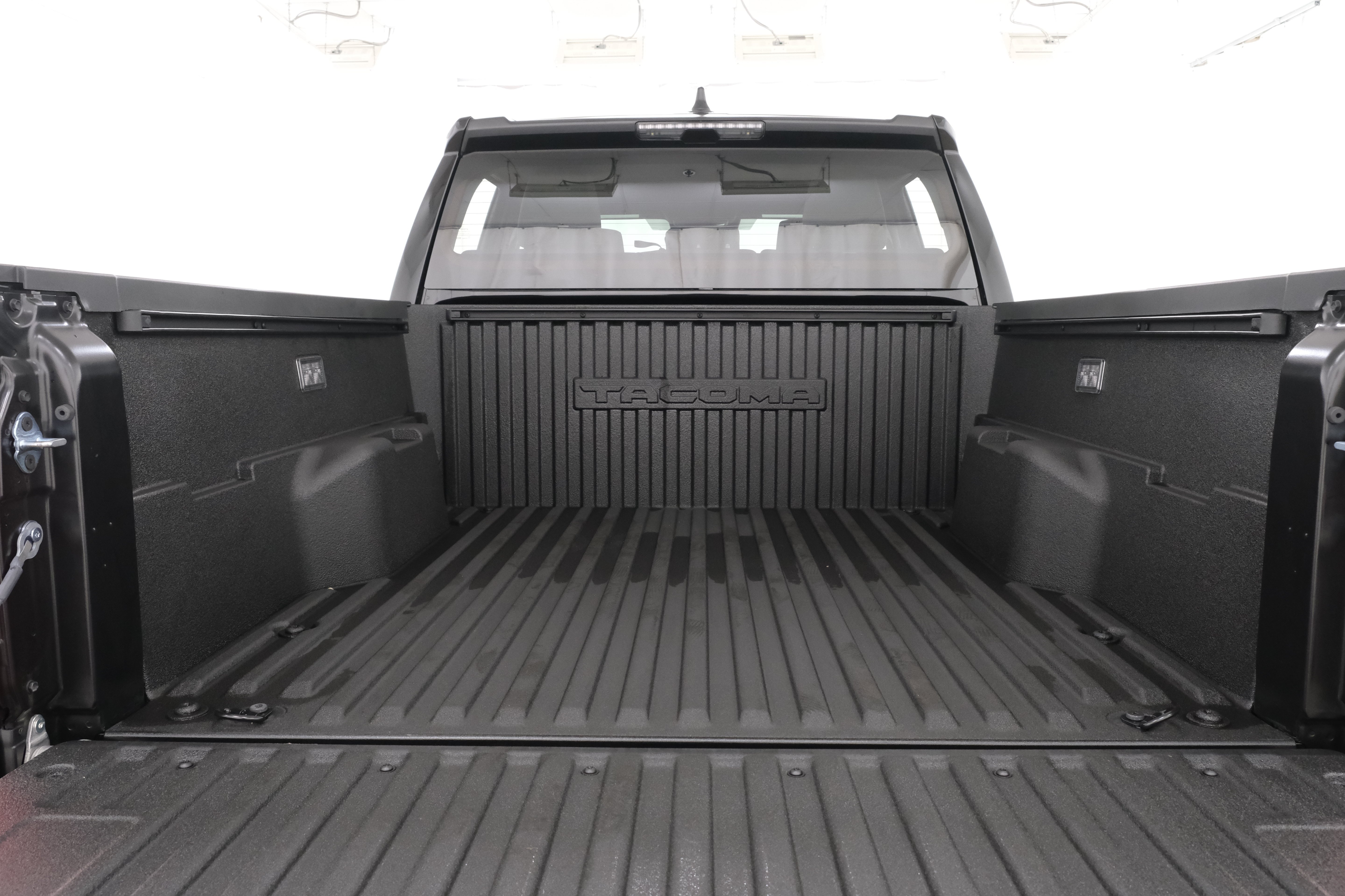 New 2026 Black Toyota  SR5 image 38