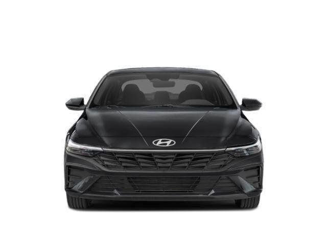 New 2026 White Hyundai SE image 4