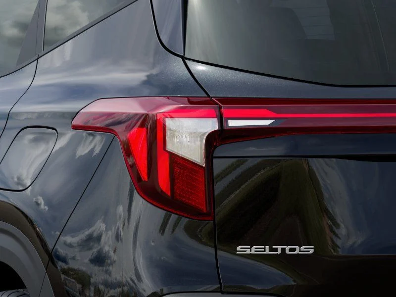 New 2026 Fusion Black Kia LX image 11