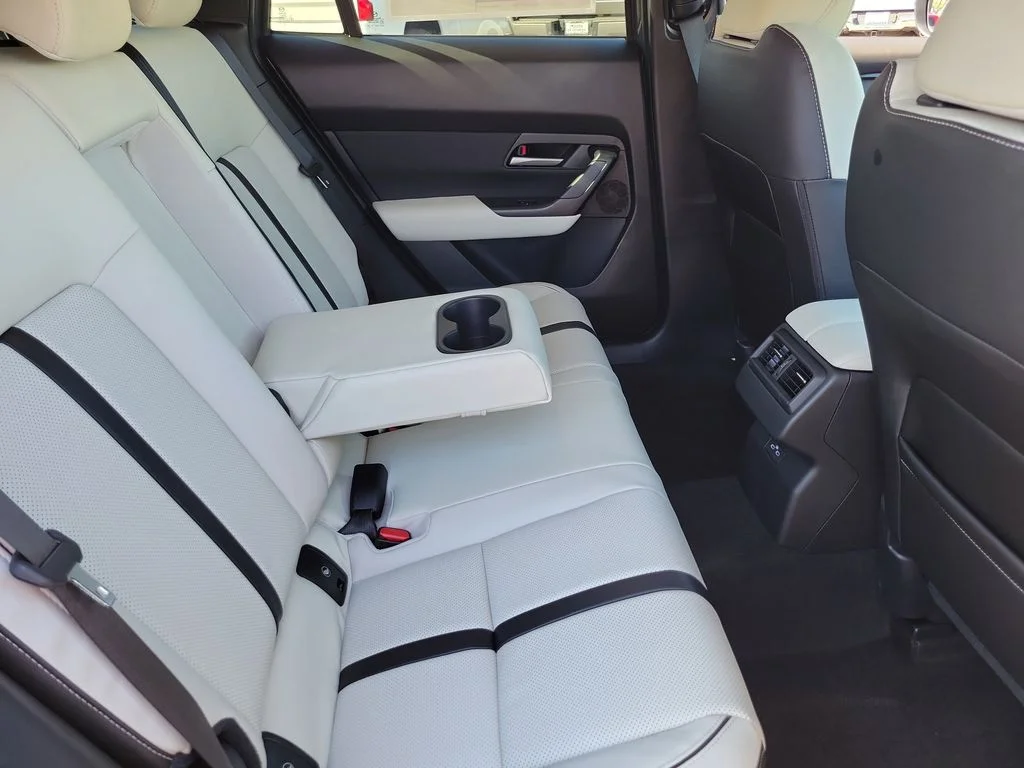 2026 Mazda CX-50 Premium - Photo 18
