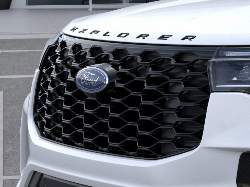 2025 Ford Explorer ST-Line - Photo 17