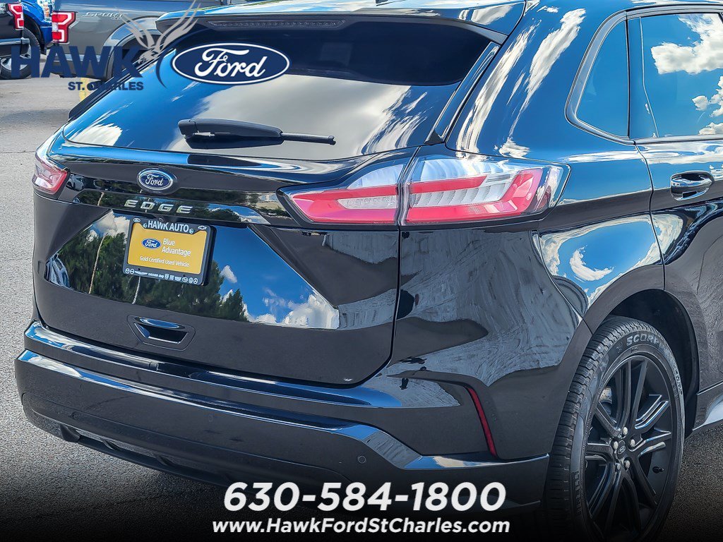 Certified Used 2023 Black Metallic Ford ST-Line image 6