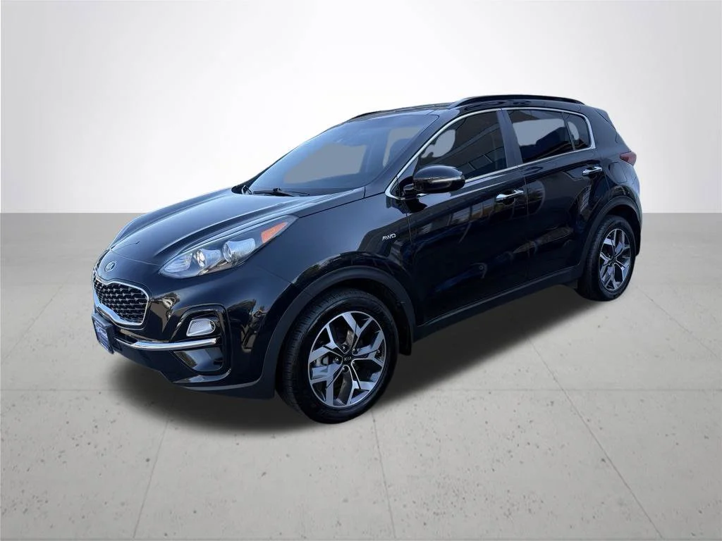 Used 2022 Red Kia EX image 2
