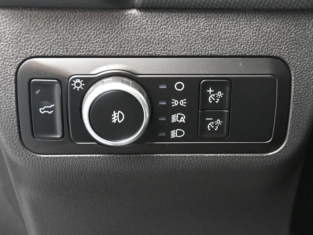 Used 2024 Gray Ford Outer Banks image 16