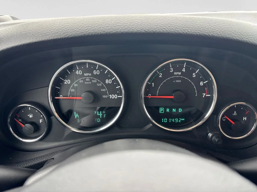 Used 2018 Black Jeep Unlimited Sport image 16