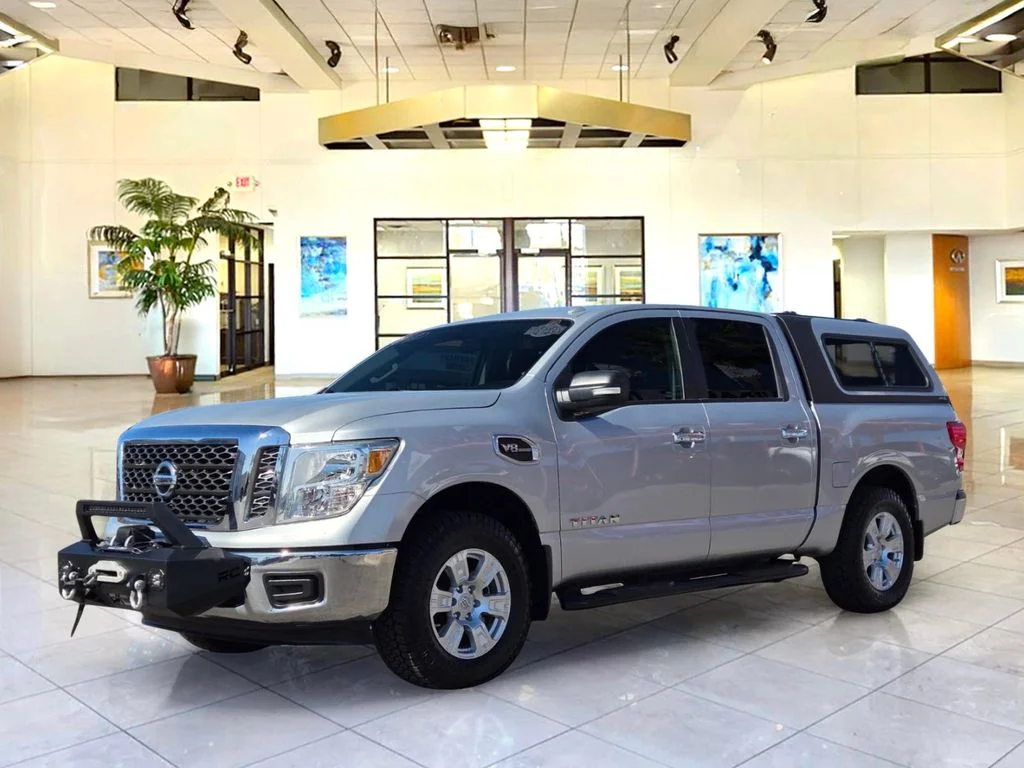 2017 Nissan Titan