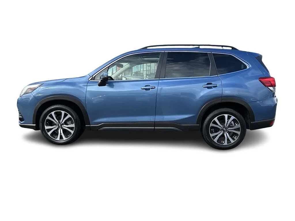 Used 2023 Horizon Blue Pearl Subaru Limited 2.5L CVT Low Mileage   Local BC image 8