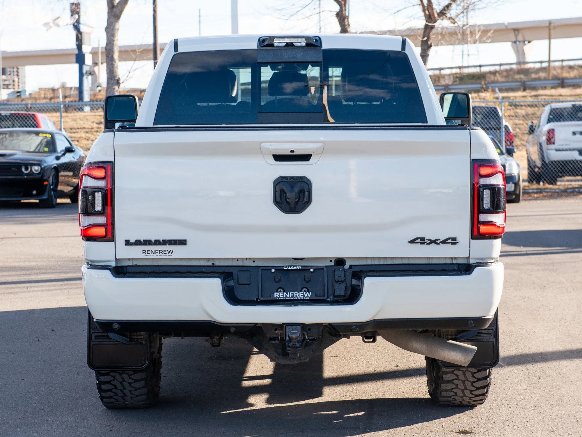 Certified Used 2024 White RAM Laramie * Cummins | Night Edition 6Passenger | Towing Tech | 5th Wheel | Heated Seats image 15