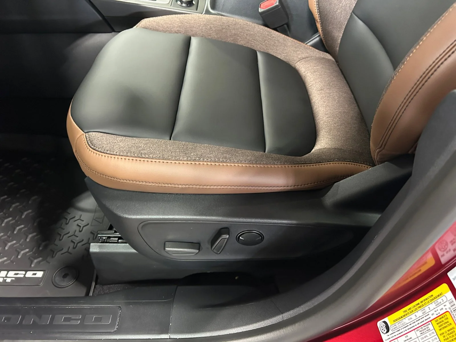 New 2026 Ruby Red Metallic Tinted Clearcoat Ford Outer Banks image 14