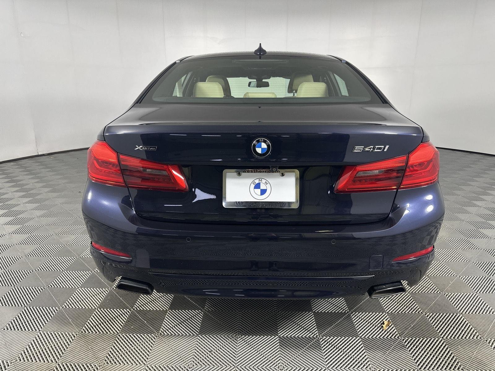 Used 2020 Imperial Blue Metallic BMW 540i xDrive image 23