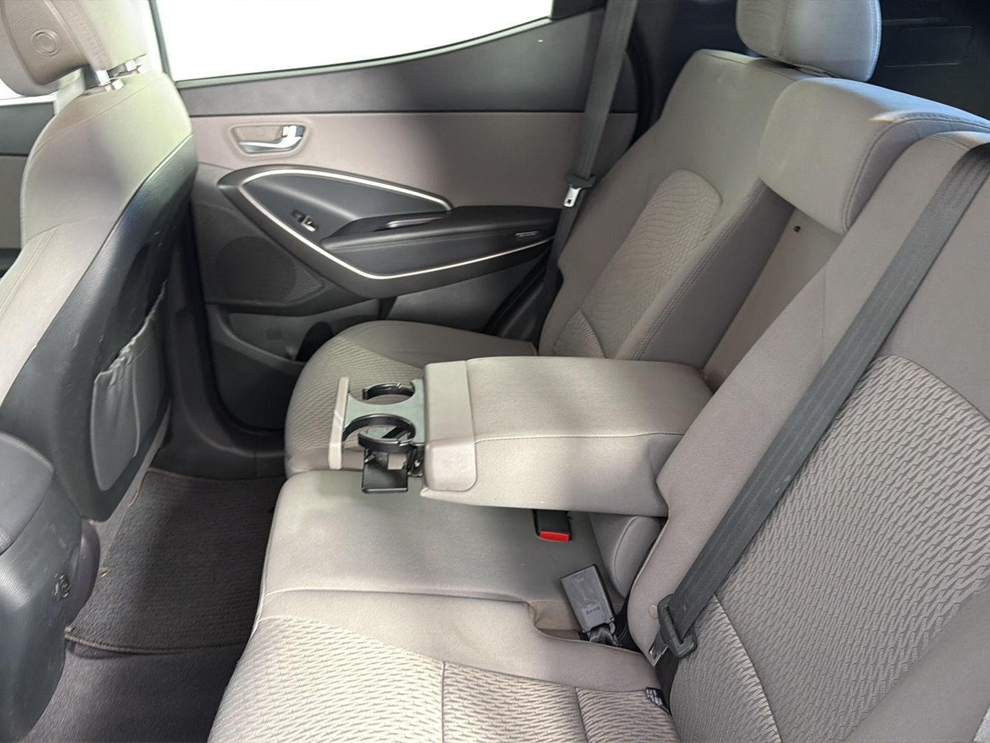 Used 2018 Mineral Gray Hyundai 2.4L image 23