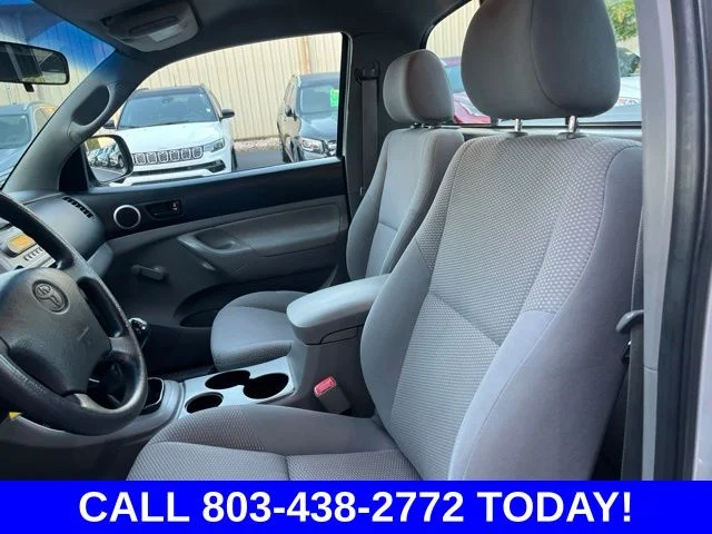 Used 2008 Silver Toyota Base image 7
