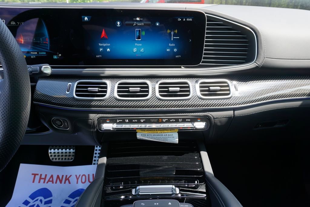 New 2026 MANUFAKTUR Moonlight White Metallic Mercedes-Benz GLE 63 S AMG® image 98