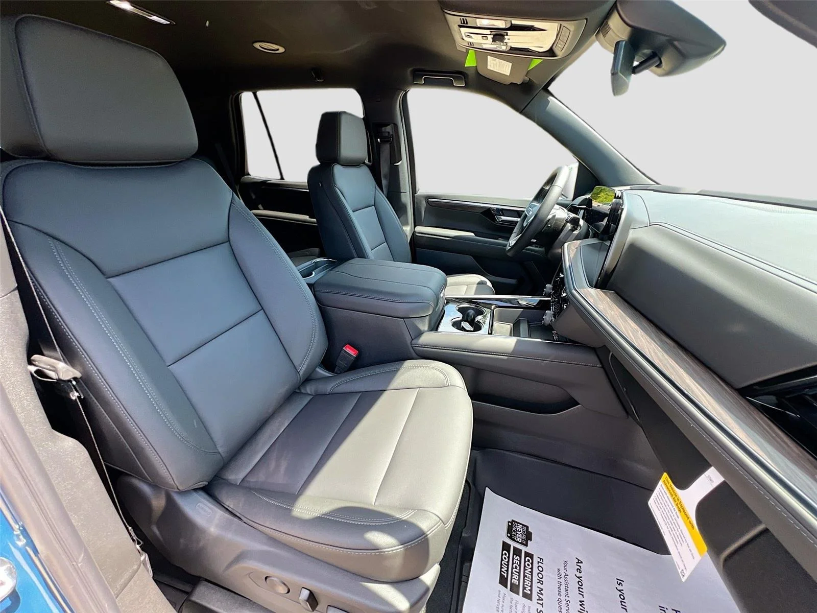 New 2026 Lakeshore Blue Metallic Chevrolet LT image 29