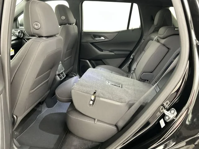 New 2026 Mosaic Black Metallic Chevrolet LT image 27