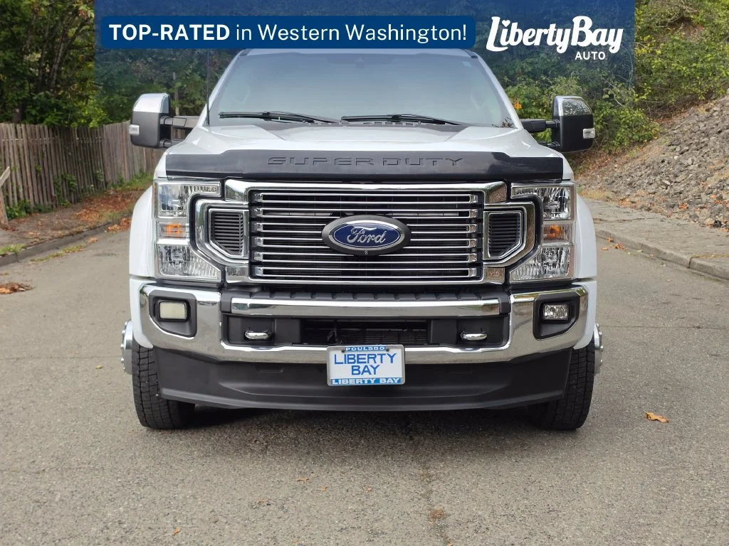 Used 2022 White Ford XLT image 2