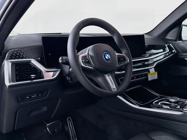 New 2026 Gray Metallic BMW xDrive50e image 9