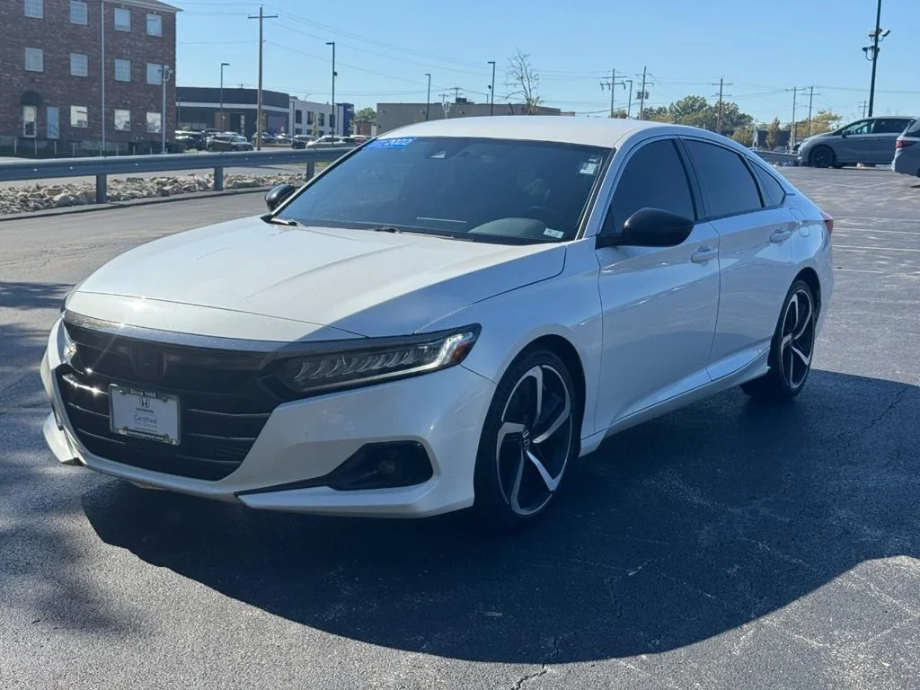 Used 2022 White Honda Sport image 11