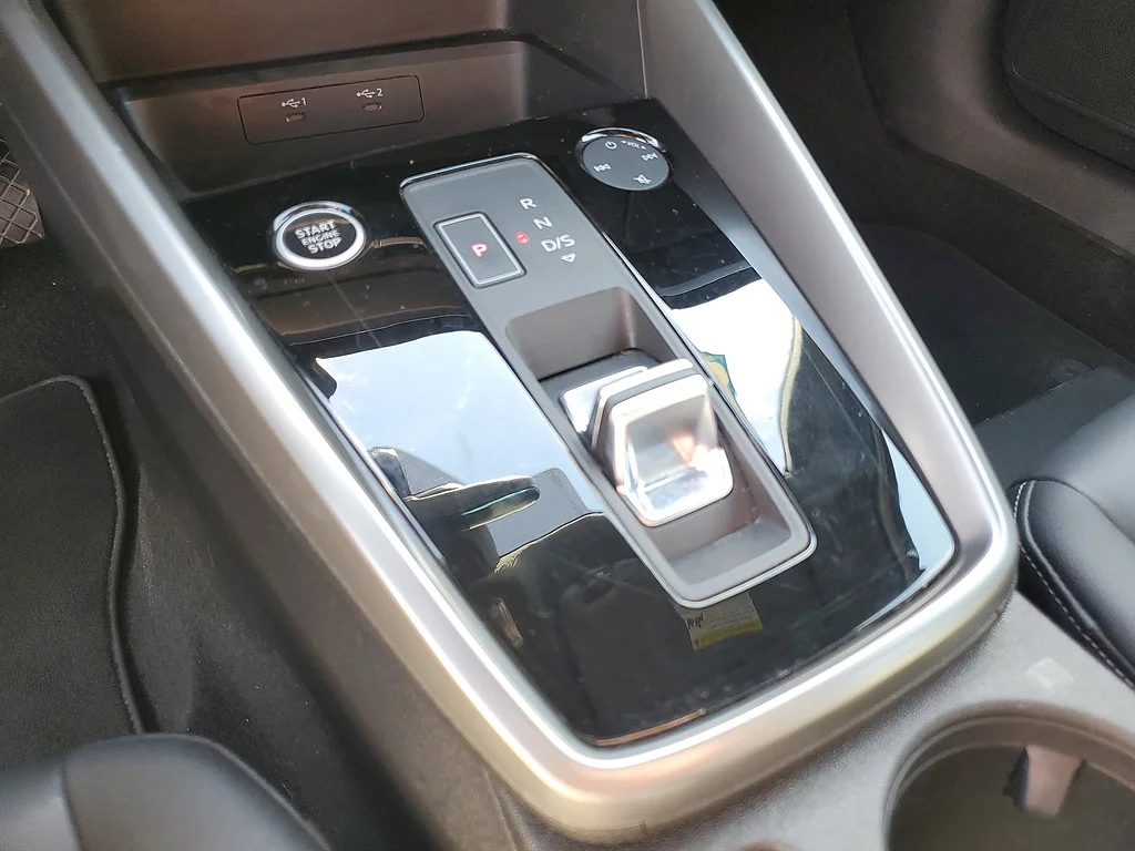 Used 2024 Ibis White Audi Premium 40 TFSI image 29