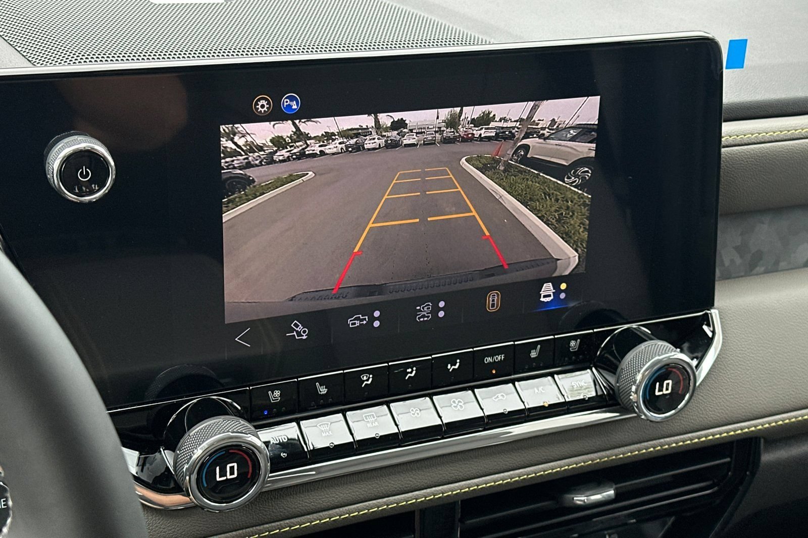 2026 Chevrolet Colorado ZR2 - Photo 19