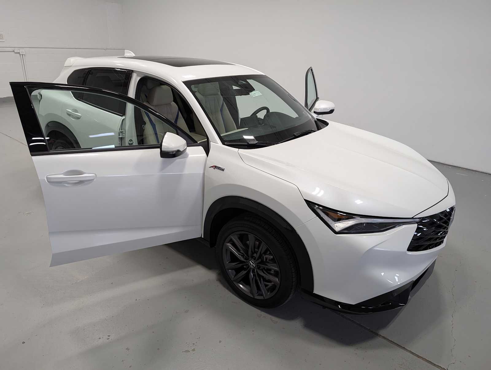 New 2026 Platinum White Pearl Acura w/A-Spec Package image 14
