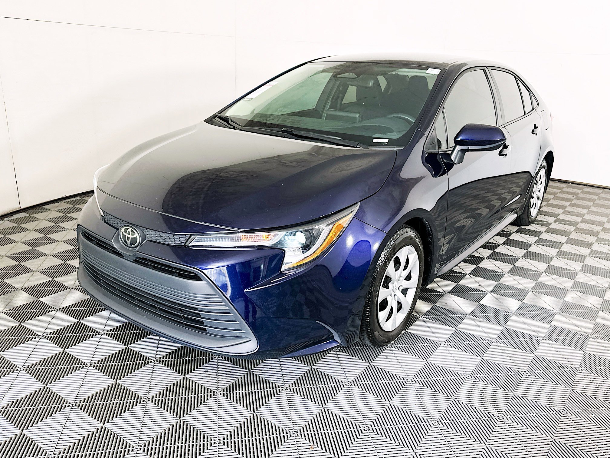 Used 2025 Blueprint Toyota LE image 7