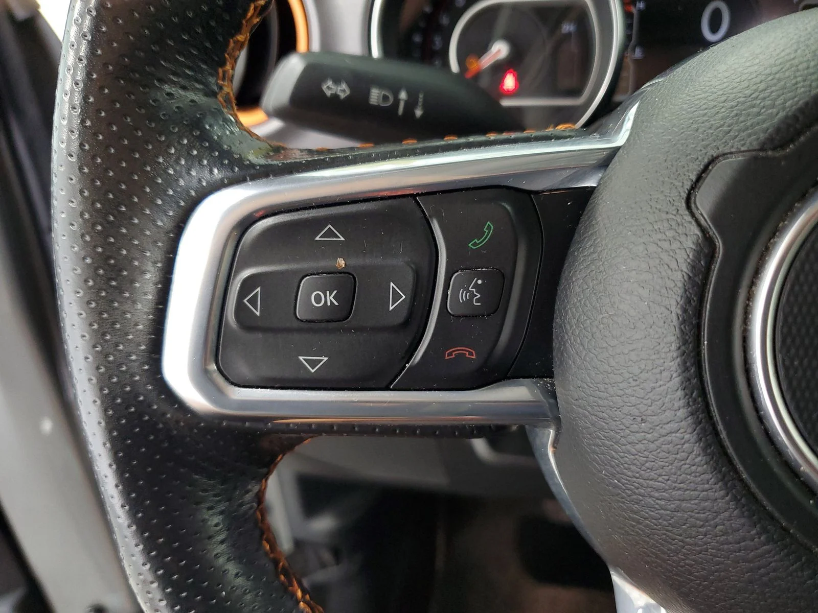 Used 2021 Gray Jeep Mojave image 18