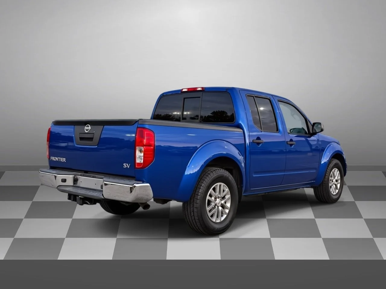 Used 2015 Metallic Blue Nissan S image 5
