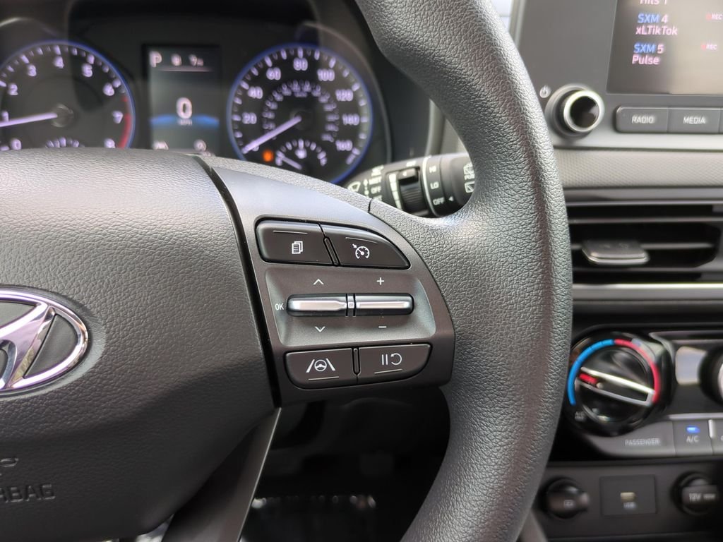 Used 2023 Silver Hyundai SEL image 21