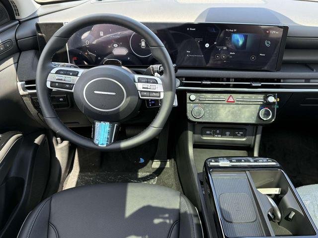 2025 Hyundai Tucson Limited - Photo 17